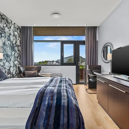 Hotel Quality Ulstein 3*