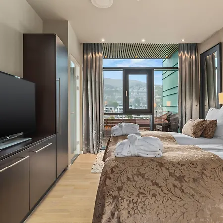 Quality Ulstein Hotel 3*