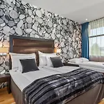 Quality Ulstein فندق أولستينفيك