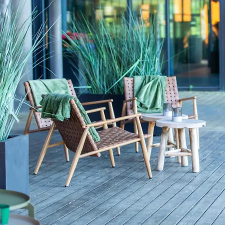 クオリティ ウルステイン オルスタンヴィック